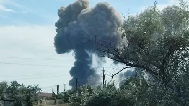 У Криму вибух на військовому полігоні, через який окупанти евакуюють понад дві тисячі місцевих 