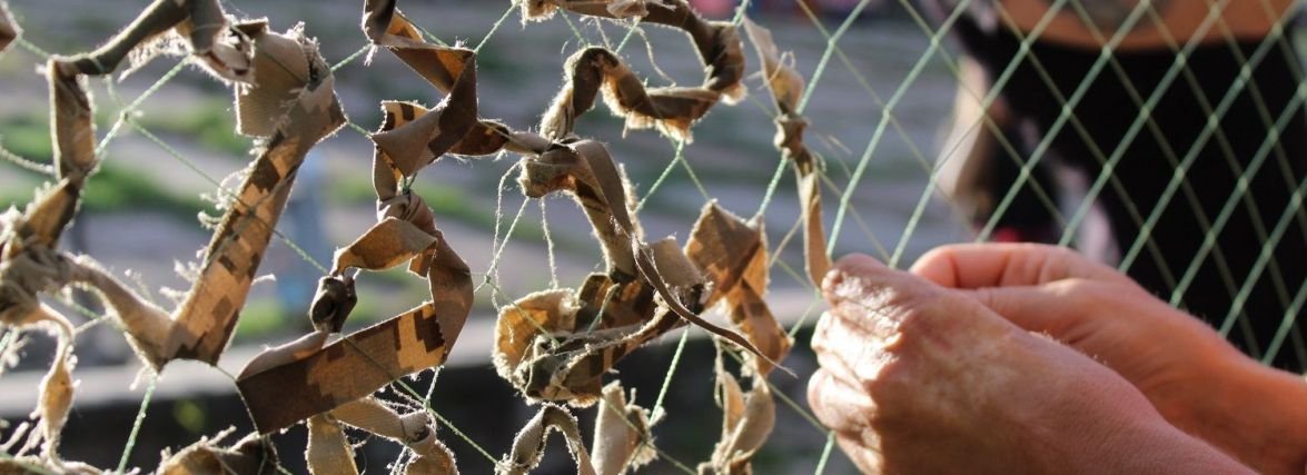 У Полтаві шукають волонтерів для плетіння маскувальних сіток для ЗСУ