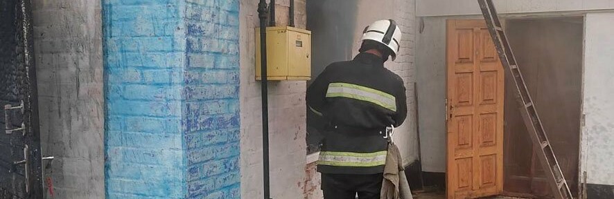 На Полтавщині горів житловий будинок: пожежники встановлюють причину займання