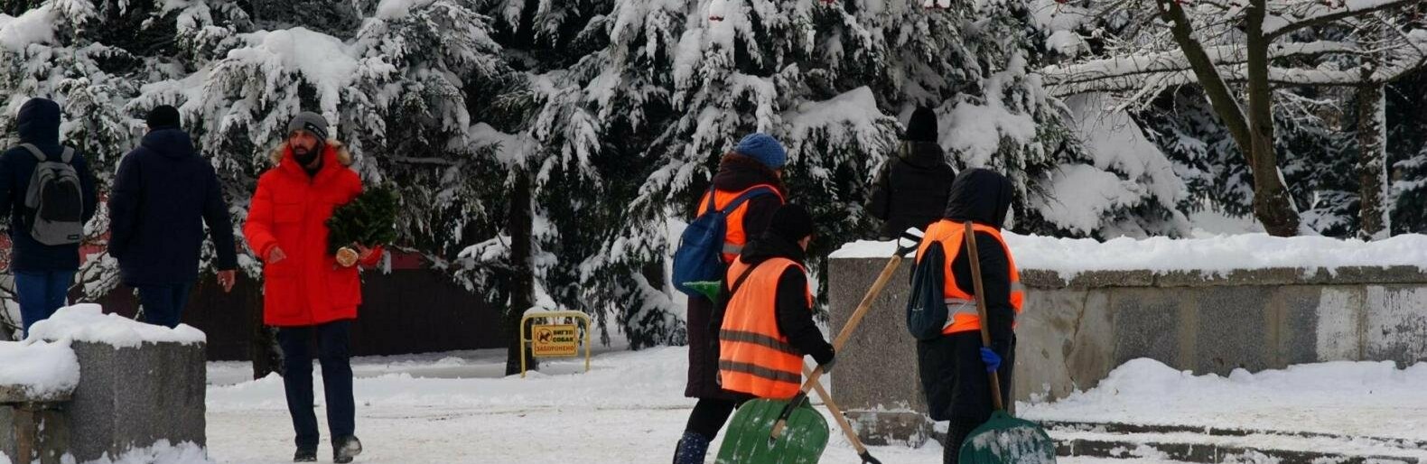 Прогноз синоптиків на понеділок: у Полтаві піде мокрий сніг, на вулицях - туман