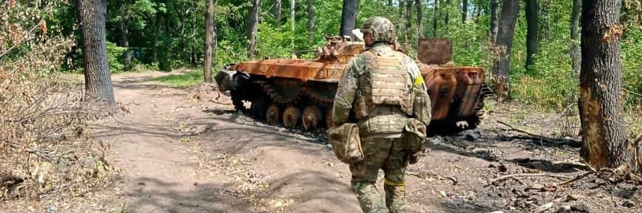 Українські захисники за добу знищили 150 російських окупантів, збили ворожий гелікоптер та спалили 10 бронемашин