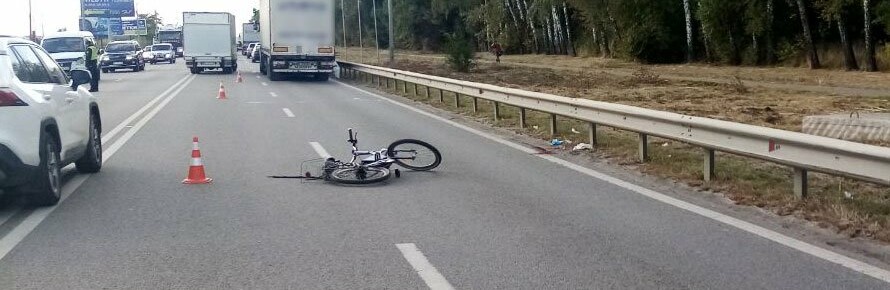 У Полтаві вантажівка збила велосипедистку