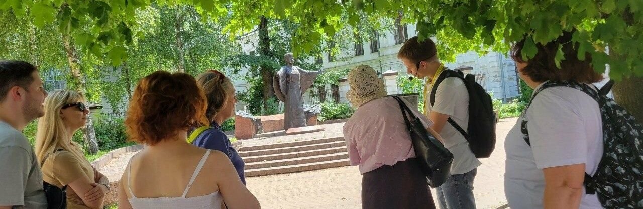 У Полтаві до ювілею Раїси Кириченко центральною частиною міста проведуть ексклюзивну пішохідну екскурсію 