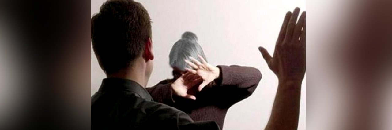 Бив рідну матір, вимагаючи гроші на алкоголь – на Полтавщині засудили до 5 років за ґратами 47-річного чоловіка