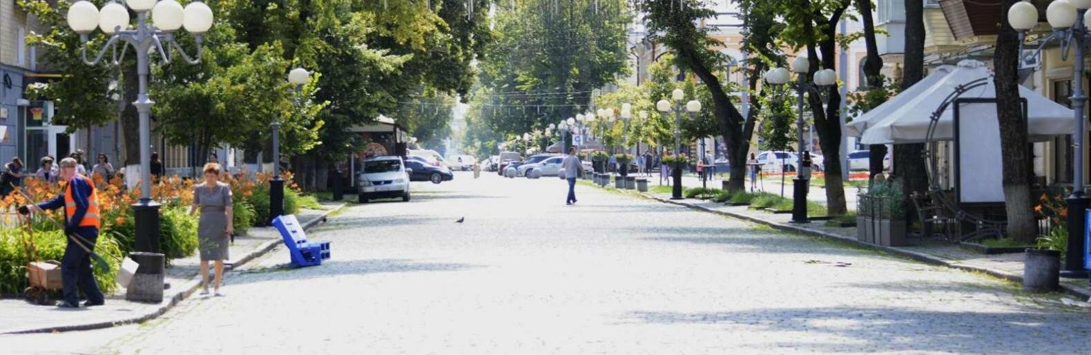 У п'ятницю на Полтавщині буде короткочасний дощ, але все одно спека перевищить +30