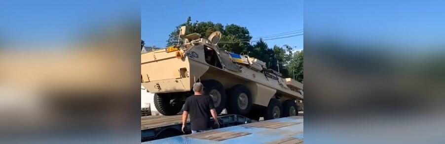 У Польщі для полтавської бригади тероборони придбали БТР-амфібію SKOT R3M