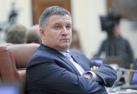 СБУ і ДБР прийшли з обшуками до Арсена Авакова 