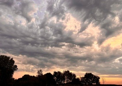 «Грози, дощі та шквали». Чи надовго вони прийдуть в Україну?