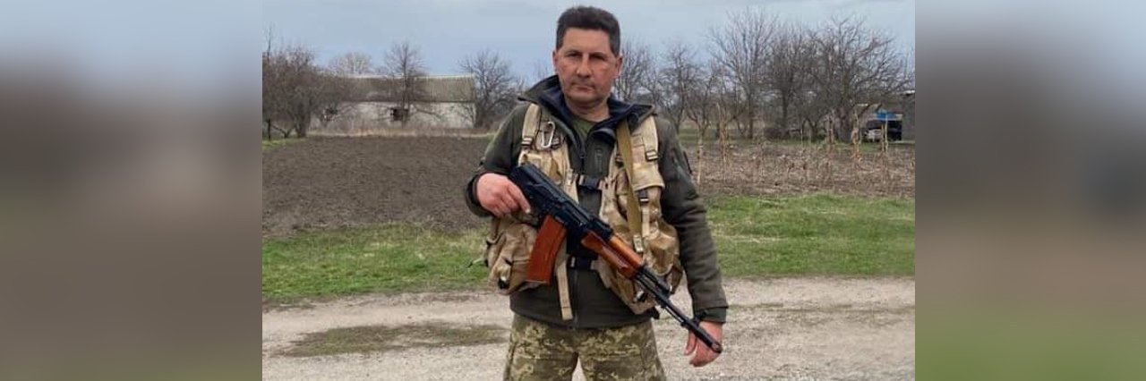 Вулицю Миргородських дивізій перейменували на честь воїна ЗСУ Анатолія Карбана