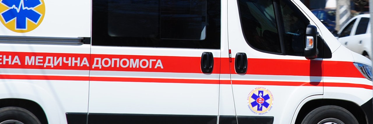 У місті на Полтавщині госпіталізували 28-річного чоловіка із тяжким ножовим пораненням