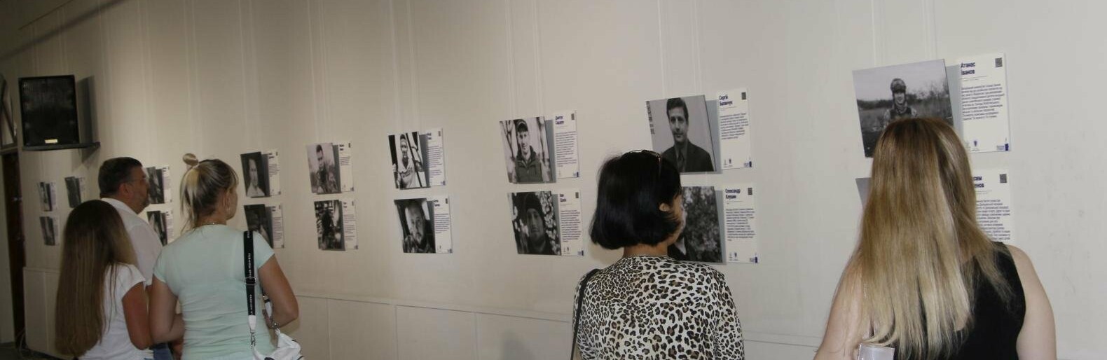 Понад 200 обличь війни: у Полтаві відбулася фотовиставка «Янголи спорту», яка присвячена загиблим спортсменам