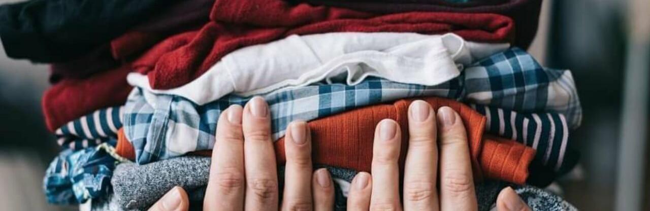 У Кременчуці на Полтавщині внутрішні переселенці можуть безкоштовно отримати одяг