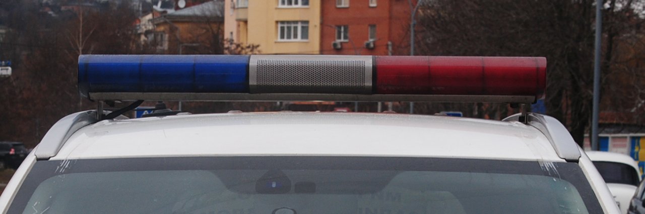 У селі на Полтавщині під час застілля чоловік вдарив друга ножем: потерпілий у важкому стані