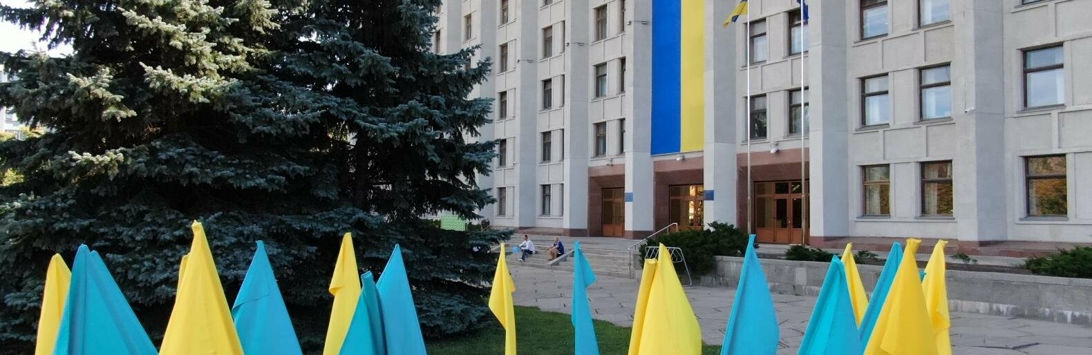 У зв’язку із військовою загрозою Полтавська ОВА заборонила проведення в усіх громадах області масових заходів за участю більш як 10 осіб