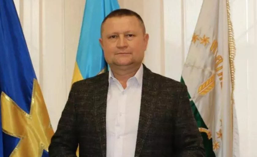 Керівник Полтавської обласної лікарні Григорій Оксак лишився на посаді й подякував нардепу Олегу Кулінічу за довіру