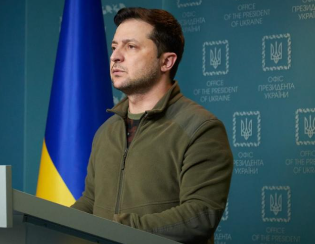 Володимир Зеленський пропонує Раді продовжити воєнний стан та мобілізацію