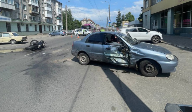 На Полтавщині сталися дві ДТП: постраждали малолітня дитина та мотоцикліст