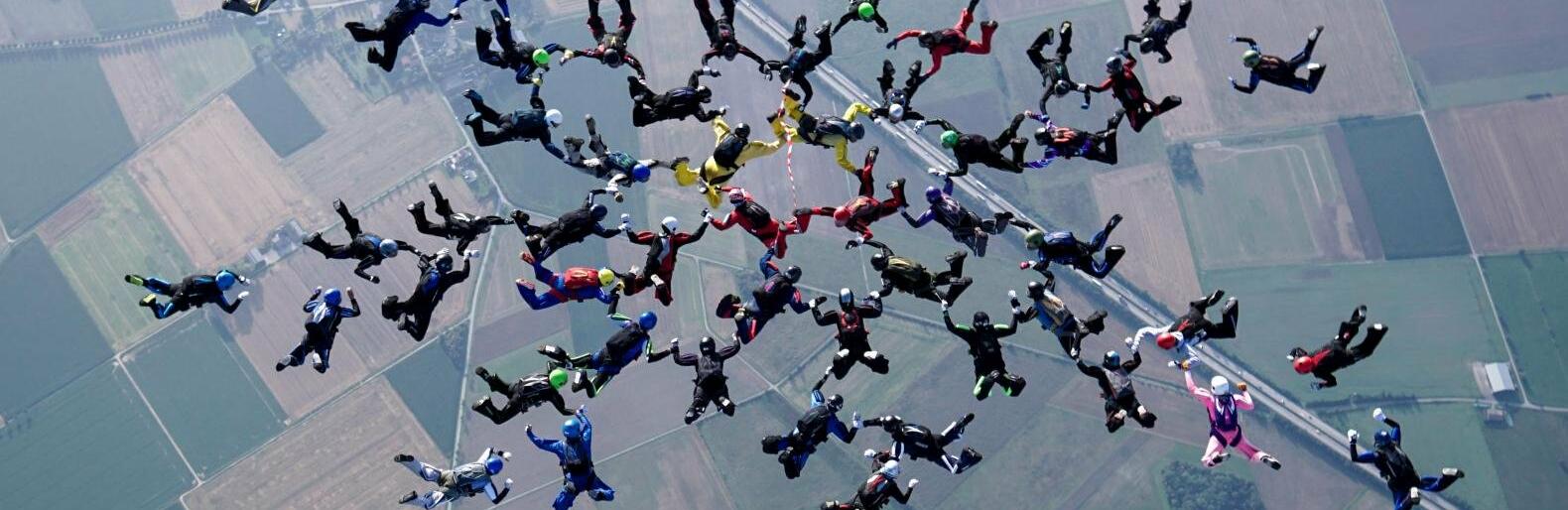 Полтавець Сергій Шулик встановив два нових рекорда в Европі з парашутного спорту