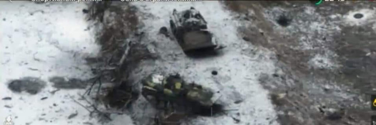 За добу українські воїни знищили понад 900 російських окупантів, збили ворожі літак та гелікоптер