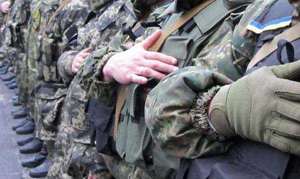 Військовозобов'язані чоловіки можуть пересуватися Україною без дозволів: роз’яснення Генштабу