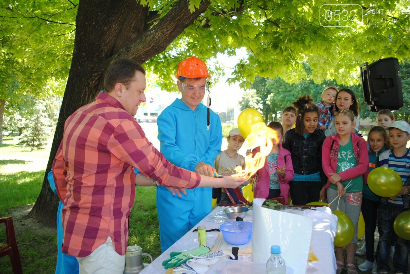 У Полтаві діти ловили та їли мильні бульбашки (ФОТО), фото-5 У Полтаві діти ловили та їли мильні бульбашки (ФОТО), фото-5