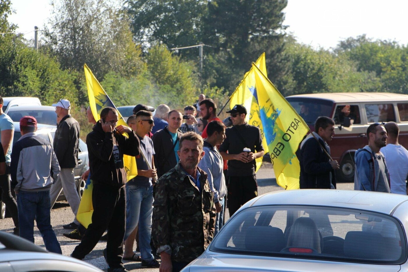 У Полтаві водії "євроблях" перекрили трасу Київ-Харків (ФО..., фото-11 У Полтаві водії "євроблях" перекрили трасу Київ-Харків (ФОТО, ВІДЕО), фото-11