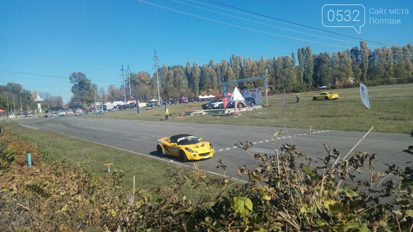 У Полтаві тривають автомобільні перегони (ФОТО), фото-2 У Полтаві тривають автомобільні перегони (ФОТО), фото-2