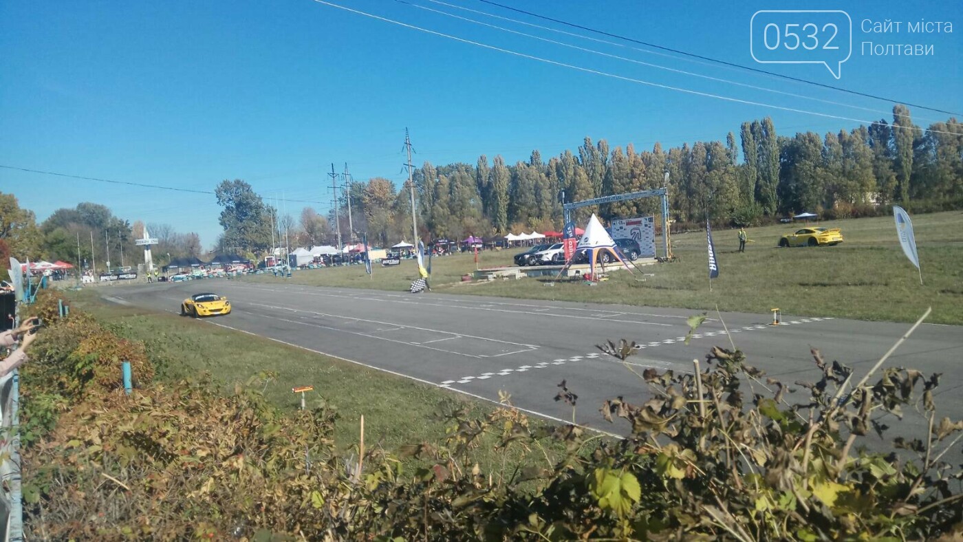 У Полтаві тривають автомобільні перегони (ФОТО), фото-3 У Полтаві тривають автомобільні перегони (ФОТО), фото-3