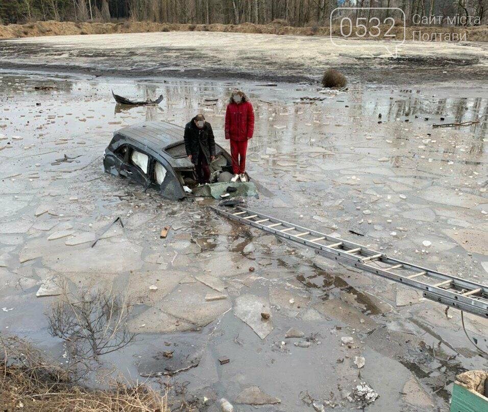 На Полтавщині п’яний водій ледь не втопив чотирьох людей в..., фото-1 На Полтавщині п’яний водій ледь не втопив чотирьох людей в озері (ФОТО), фото-1