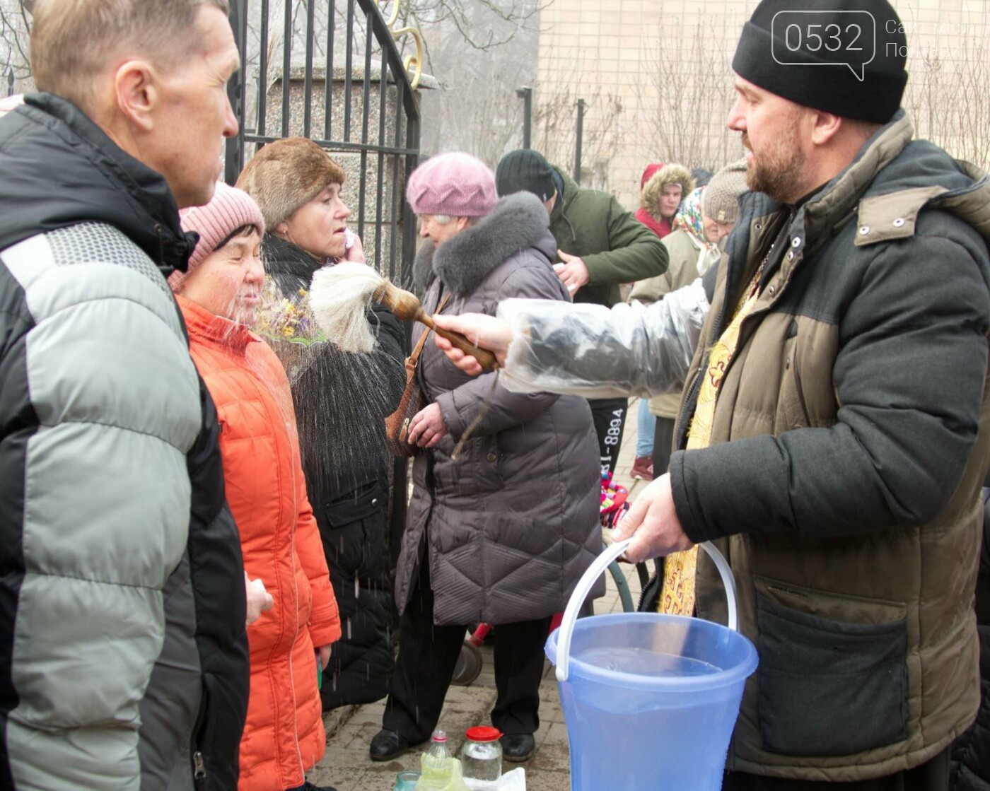 У Полтаві перед Водохрещем освятили воду у храмі (ФОТО, ВІ..., фото-11 У Полтаві перед Водохрещем освятили воду у храмі (ФОТО, ВІДЕО), фото-11