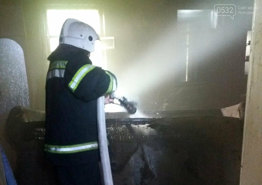 У Полтаві під час пожежі загинув чоловік, фото-2 У Полтаві під час пожежі загинув чоловік, фото-2