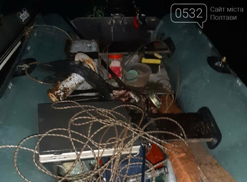 Житель Полтави випав із човна на річці Дніпро і зник, фото-1 Житель Полтави випав із човна на річці Дніпро і зник, фото-1