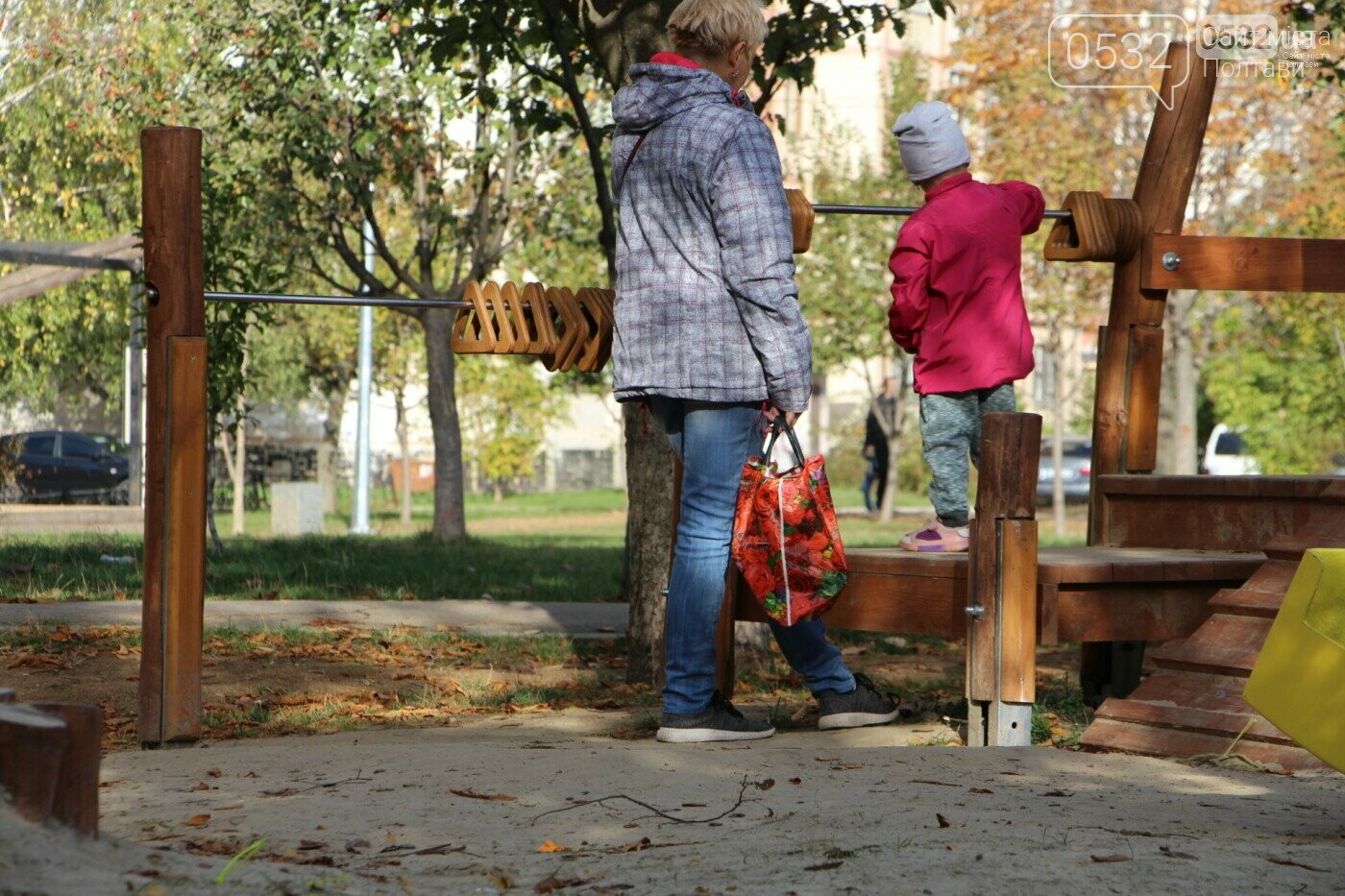 У Полтаві на Огнівці вкрали гойдалки та дошки із оновленого минулого року дитячого майданчика (ФОТО, ВІДЕО), фото-1