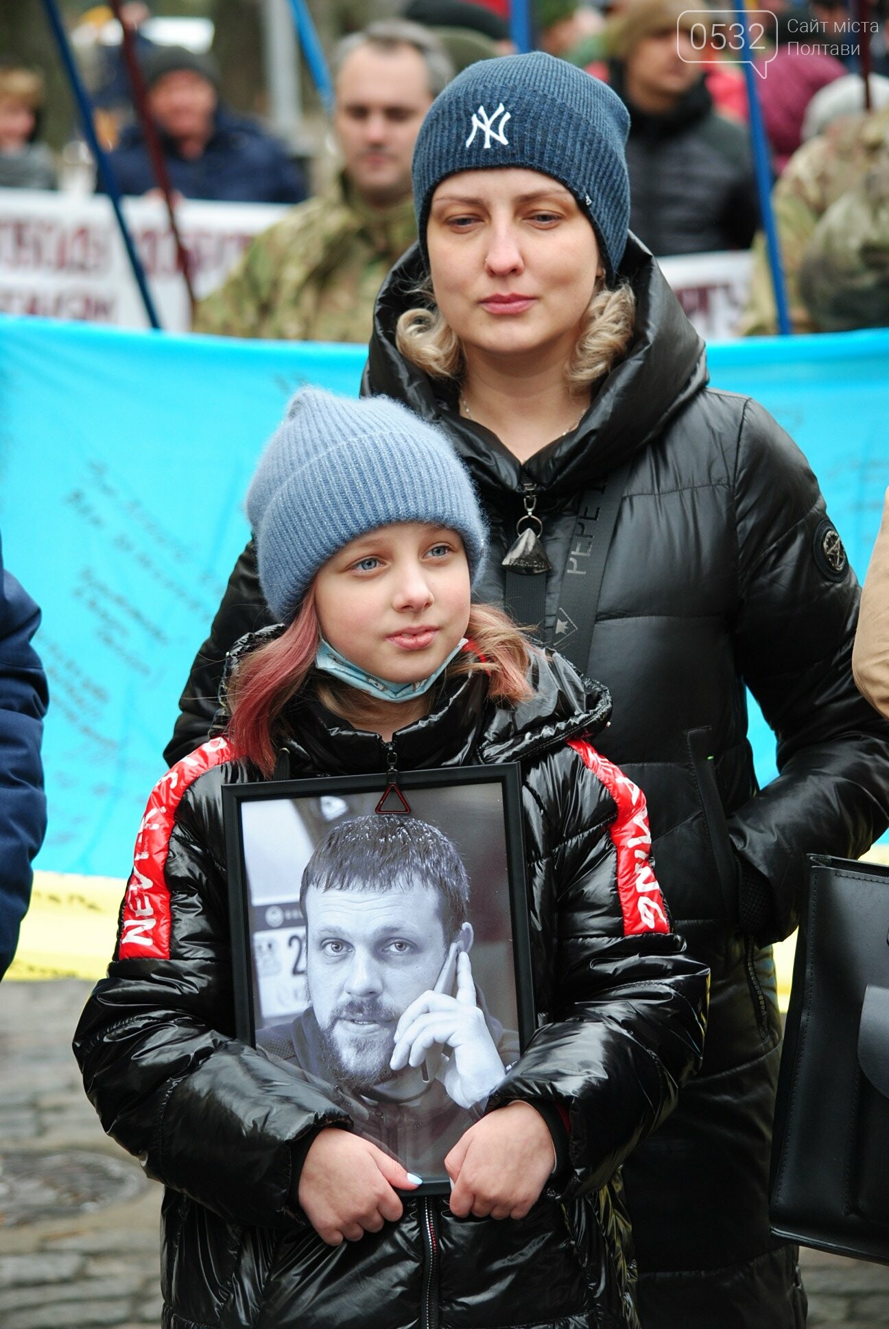 У Полтаві сотні людей вийшли на марш до Дня українського добровольця (ФОТО, ВІДЕО), фото-11