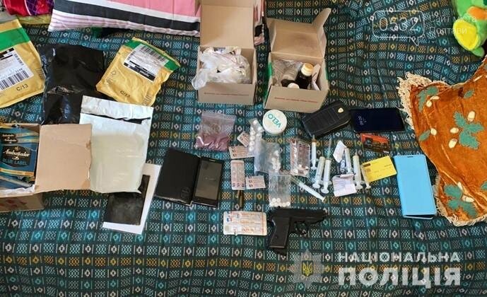 Правоохоронці затримали членів злочинної групи, які продавали у Полтаві наркотики у великих масштабах, фото-2