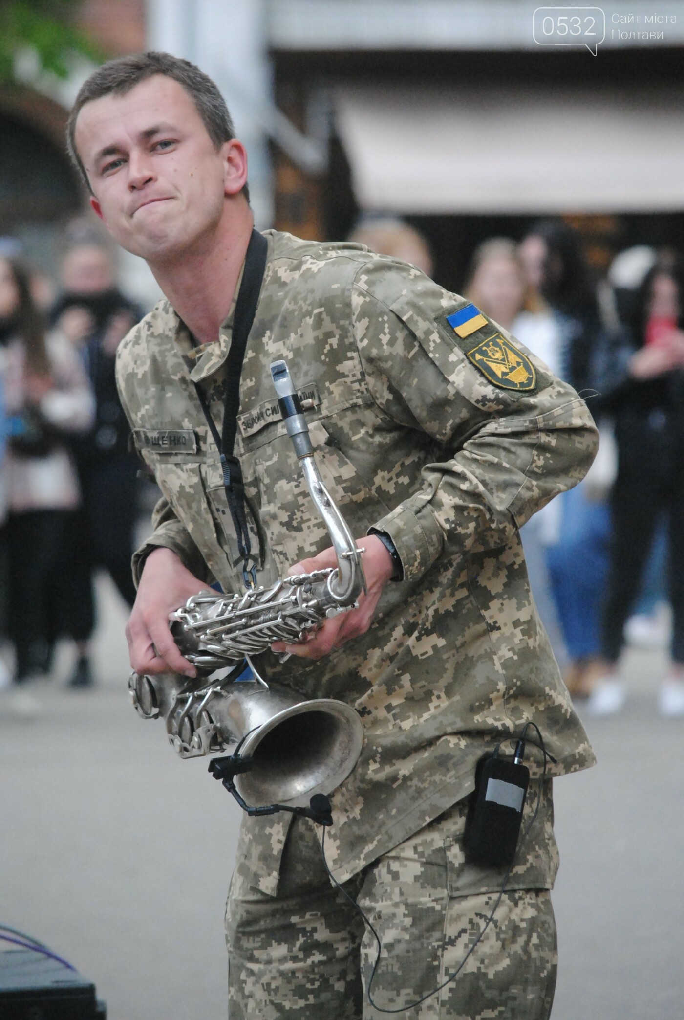 Полтава заспівала «Ой, у лузі червона калина» разом із солістами оркестру Збройних Сил України