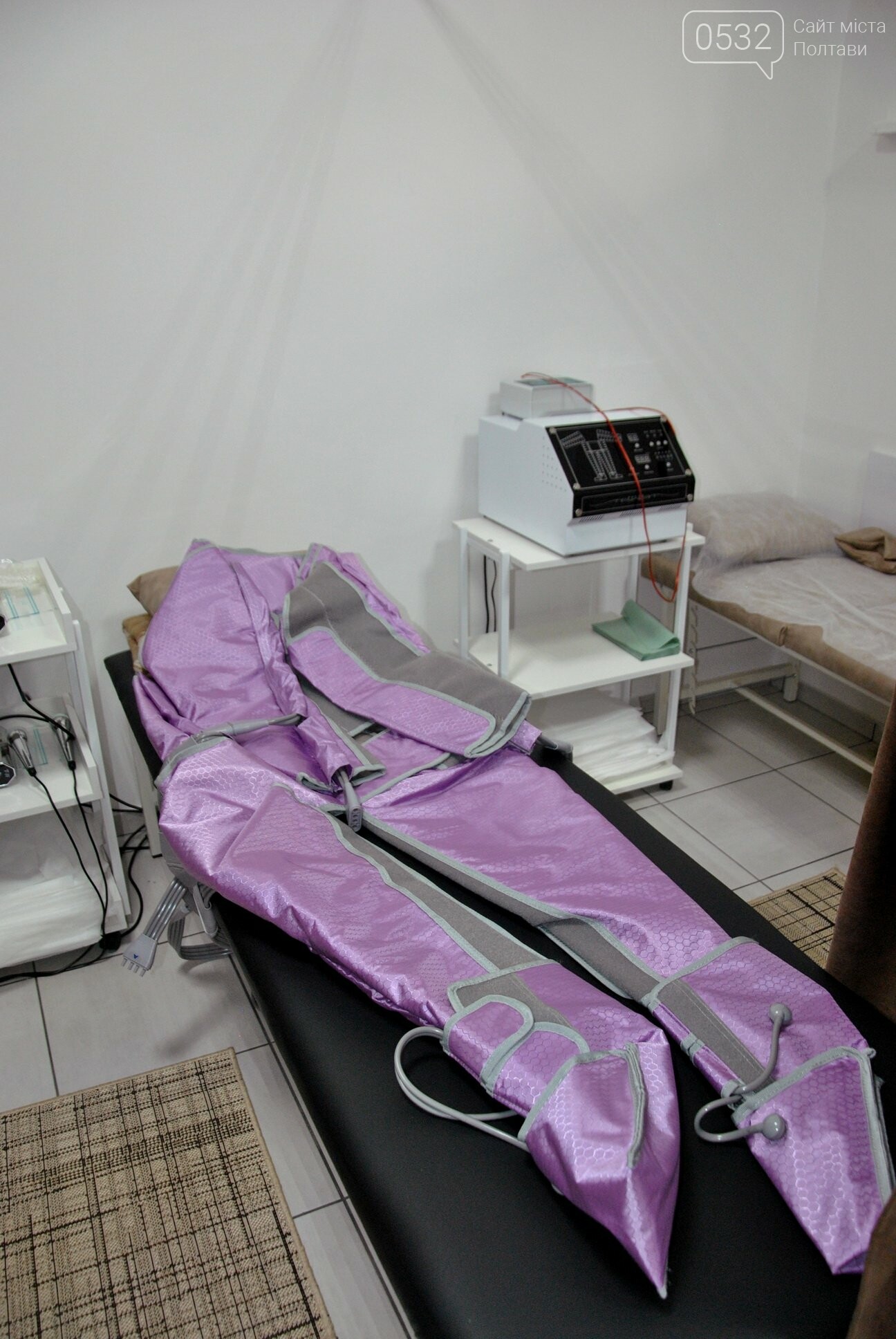 У Полтаві працює клініка неврології та кінезіотерапії, у якій проводять реабілітацію та допомагають рухатися без болю