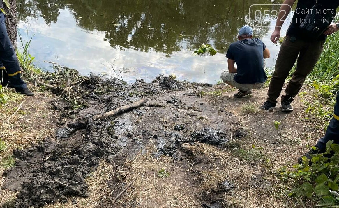 На Полтавщині з річки дістали тіло чоловіка та автівку: обставини події з'ясовує слідство