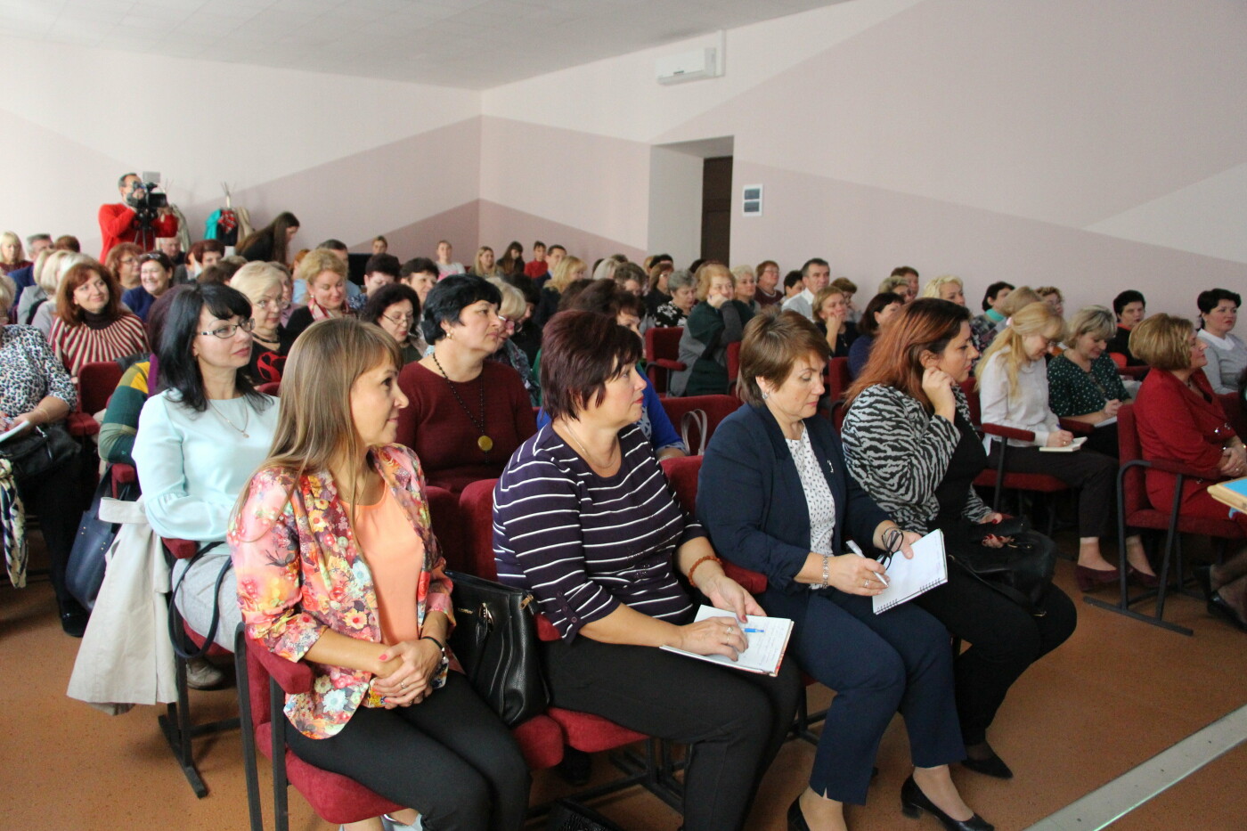 Стратегії покращення якості освіти у Полтаві, фото-1 Стратегії покращення якості освіти у Полтаві, фото-1