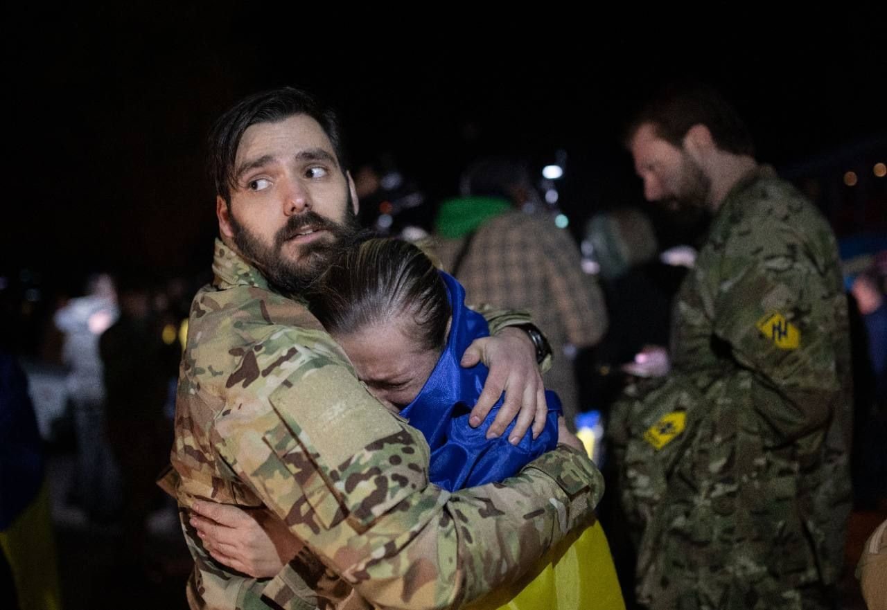 До України повернулись 108 жінок в рамках обміну полоненими з країною-терористом