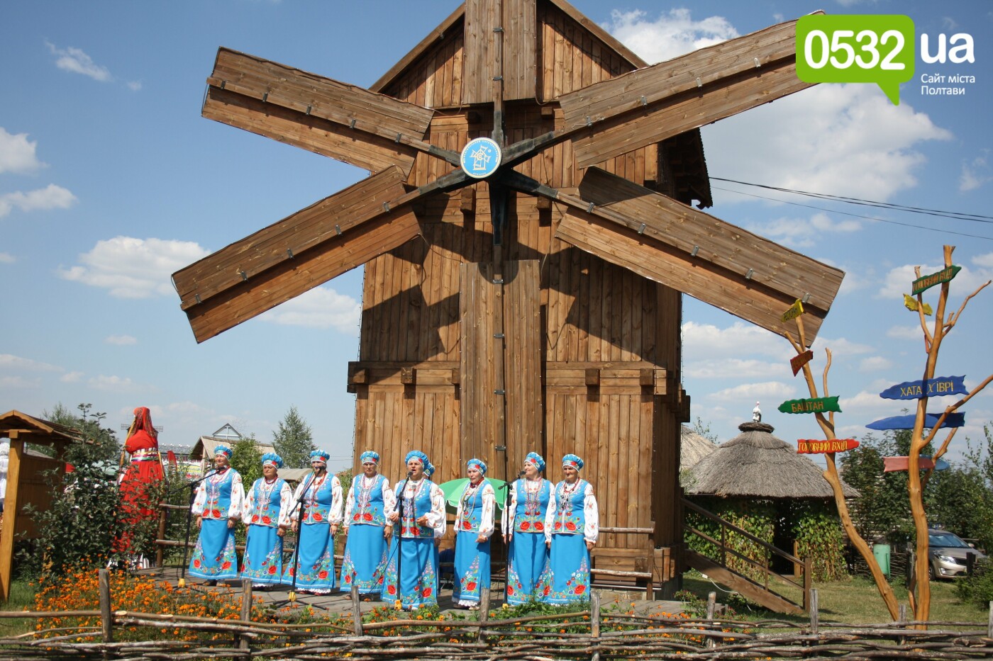 Виступ на ярмарку Верки Сердючки у 2013 році. Фото з архіву Національного Сорочинського ярмарку