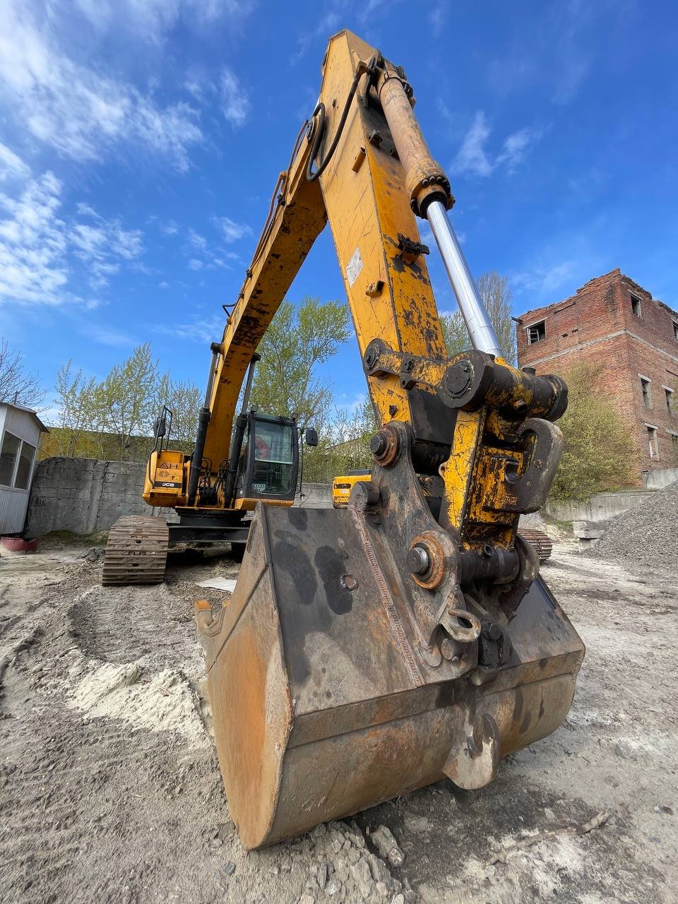 Екскаватор гусеничний