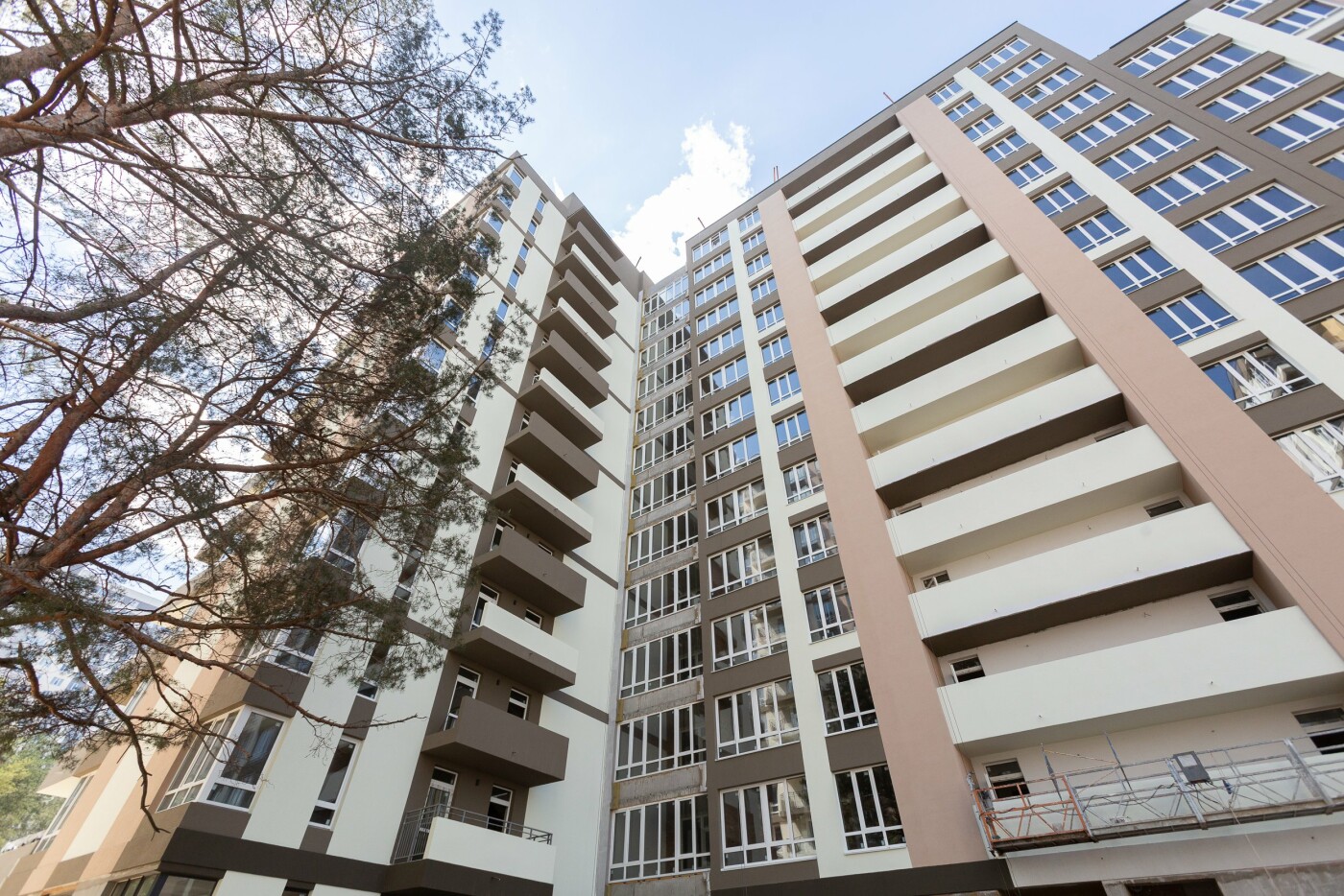 Житлові програми для військових, ветеранів та ВПО