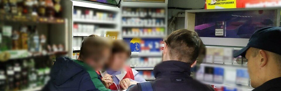 У Полтаві поліцейські знайшли продавців алкоголю після 22:00 У Полтаві поліцейські знайшли продавців алкоголю після 22:00, Володимир Паршевлюк