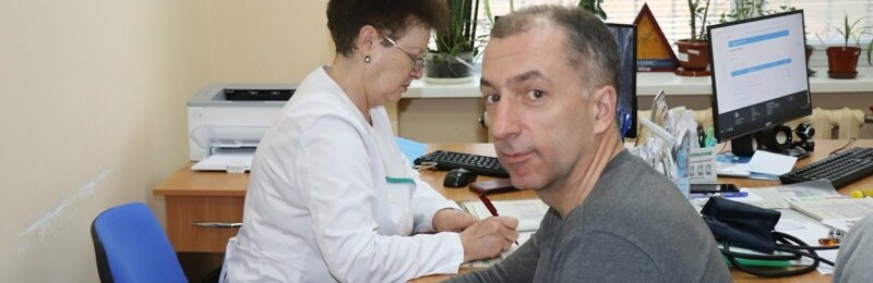 Керівництво Полтави власним прикладом заохочує містян щеплюватись в... Керівництво Полтави власним прикладом заохочує містян щеплюватись від грипу, Володимир Паршевлюк