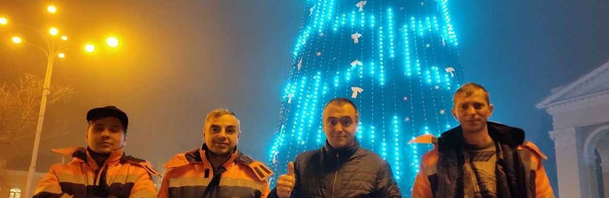 У Полтаві вперше засвітилася головна міська ялинка У Полтаві вперше засвітилася головна міська ялинка, Володимир Паршевлюк