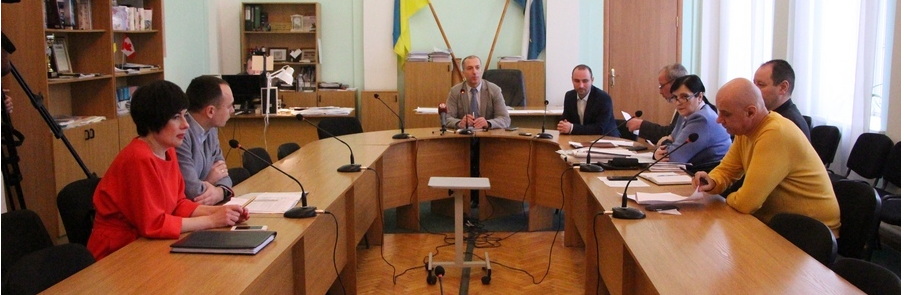 ТОВ «Алмаз-Полтава» пообіцяло сплатити місту більш ніж мільйонний б... ТОВ «Алмаз-Полтава» пообіцяло сплатити місту більш ніж мільйонний борг, Оксана Солопко