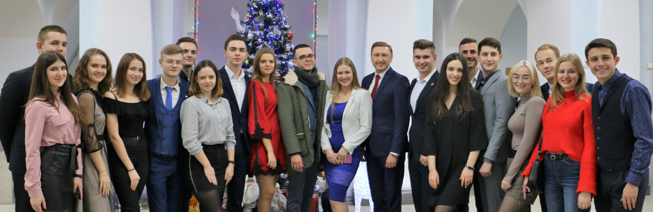 Національний університет імені Юрія Кондратюка відвідав заступник М... Національний університет імені Юрія Кондратюка відвідав заступник Міністра освіти і науки, Володимир Паршевлюк