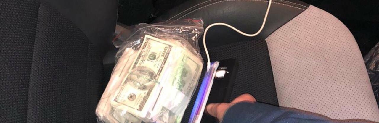 На Полтавщині затримали податківця при отриманні хабара у 85 000 до... На Полтавщині затримали податківця при отриманні хабара у 85 000 доларів, Володимир Паршевлюк