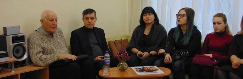У Полтаві презентували календар, присвячений видатним жінкам ХХ сто... У Полтаві презентували календар, присвячений видатним жінкам ХХ століття, Володимир Паршевлюк